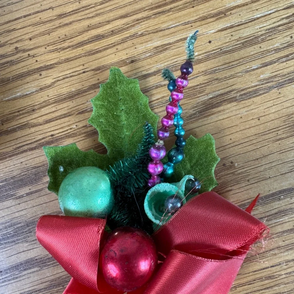 Vintage‎ Christmas Ornament Corsage Set Red Bow Flocked Holly Mini Pinecone